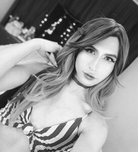 dannyauroraa Black & White🖤🤍 Kuva 4