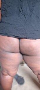 thicktee724 Public Pic 4