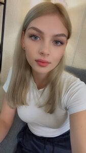 DebraVaughn Public Pic