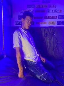 LatinsBoys18 New Photos of Andy Pic 4