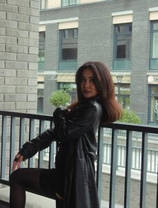 Riddle_Layla Public  3. fénykép