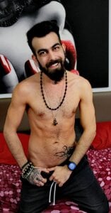 KalebConnor: Public ( 4 фото)