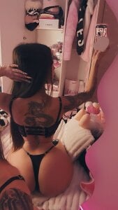 Andrea_flow 🖤🌻 slika 5