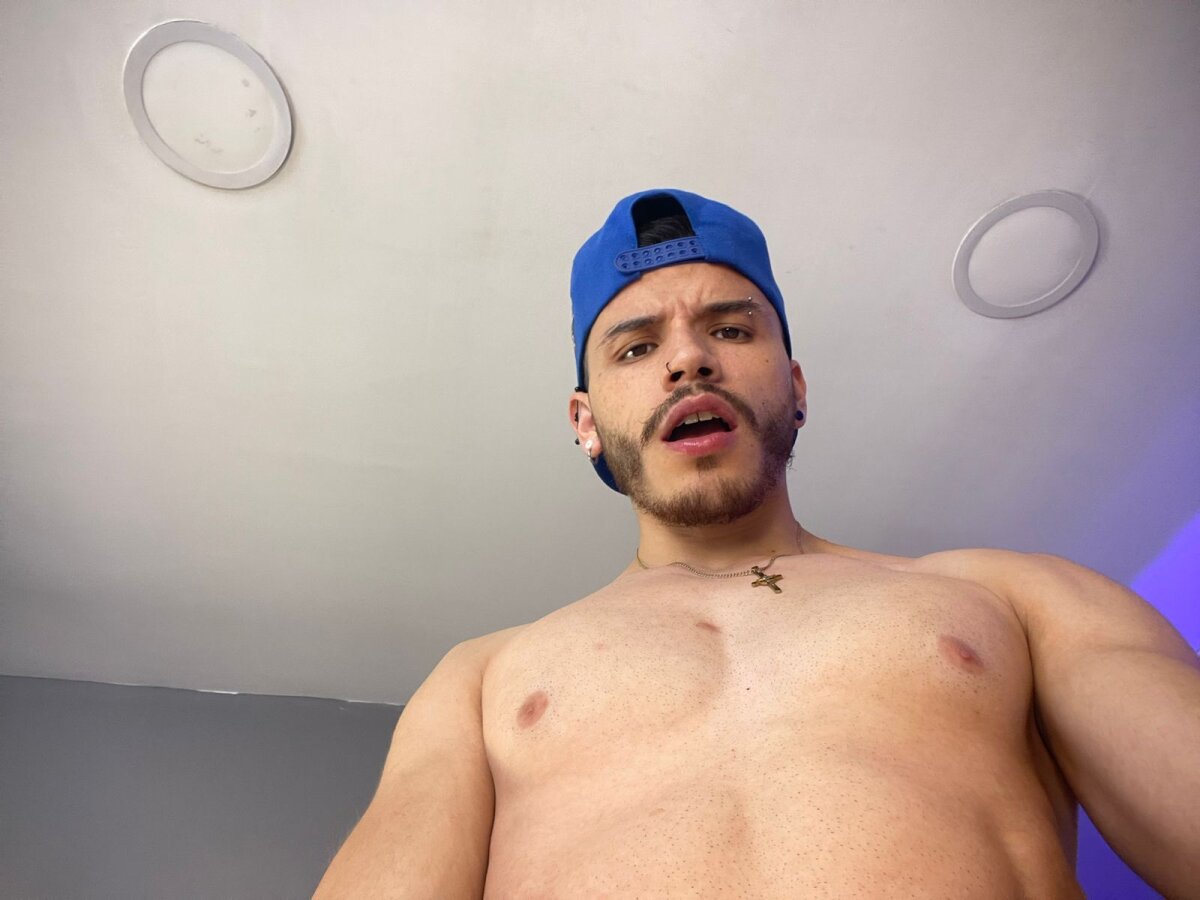 صور liam_es الرائجة  3705