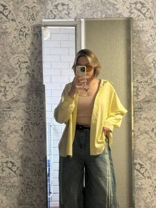 Emily_lyy Public Gambar 5