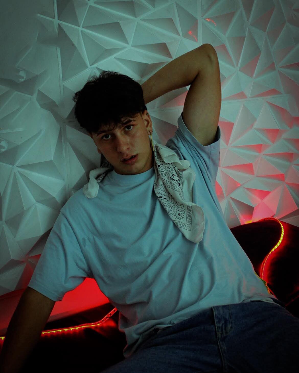 johan_M10 immagine di tendenza 8501