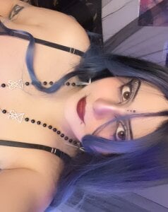 Scarleth_Shadow1 Public Pic 3