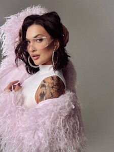 Hollara_Bangg 🥳My Birthday🥳 Pic 2