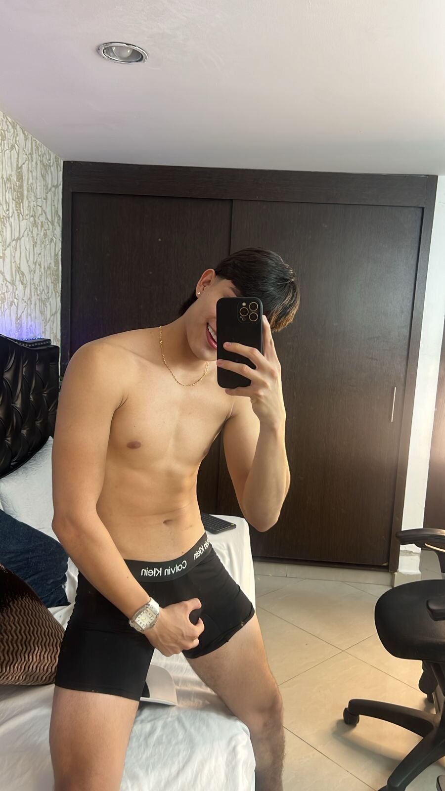 Lander_Cruz Trending Pic 3585