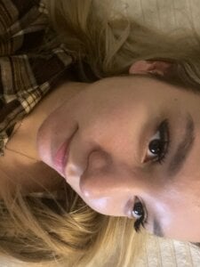 BrynnHolverson its me Pic 4