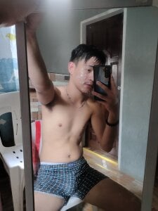 Just Me, Figuring Life Out On My Own 🦋 de Albertx_Destroyer69  2 photos