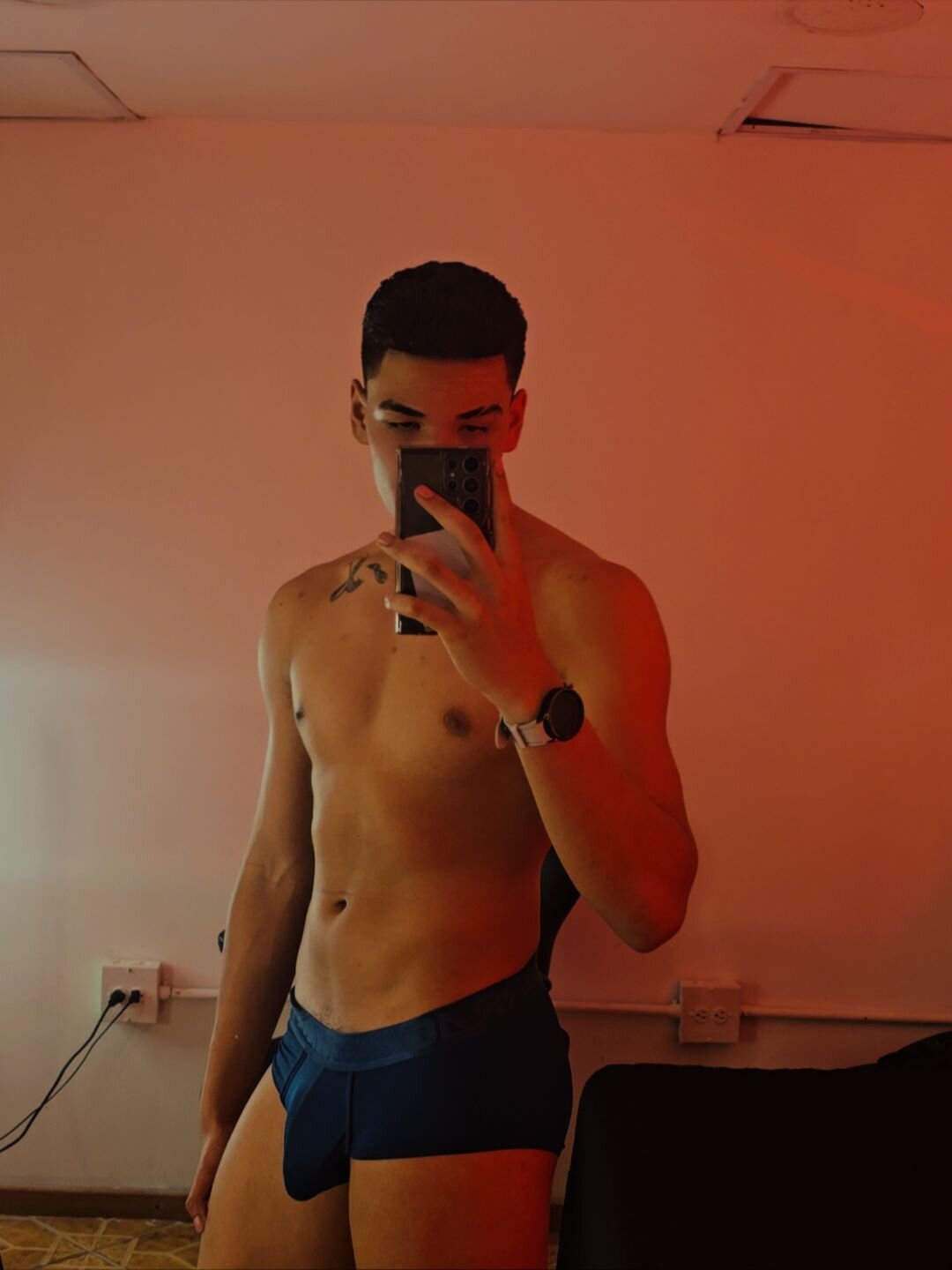 _AnthonyLima_ Trending Pic 4783