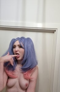 sexycosplaycouple1のPublicの 3枚の写真