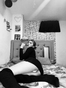 nahomibeckers 😘 Pic 3