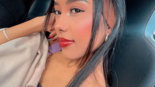 LunaVelour13 Just Me! টি ছবি