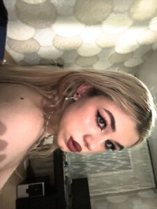 elisabatbact Public Pic 4