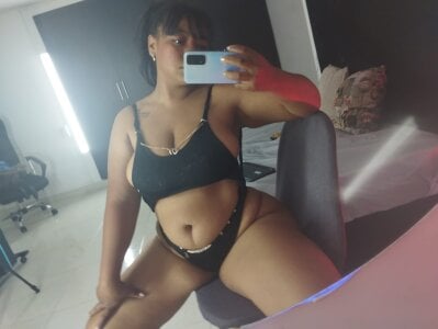 Jade_Roxx: Latin Temptation ( 5 фото)