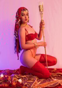 IrisLaurent I love red mood Pic 3