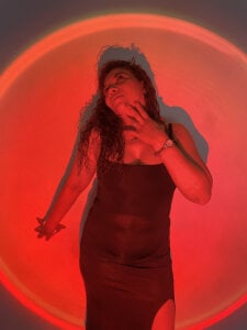 Serena_Houstonn Sexy Dark Pic 5