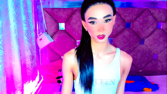 HILARY👀💅 od super_hot_girls  4 snímek