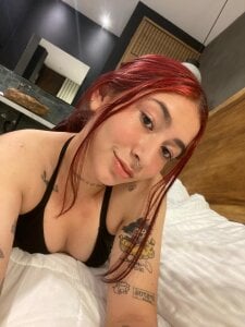 CharlotteBlossom Public Pic 3