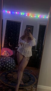 Zdjęcia peachesrae Public:  4