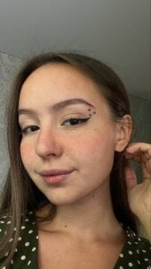 LisaSmiths Hearts Make up!!! Pic 3