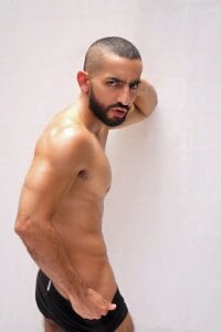 Yiyo10_ For You Foto 2