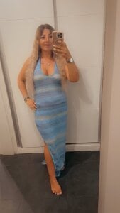 UKBlondeTemptress Public Pic 2