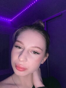 MonaChasey bzzzzzzz Pic 6