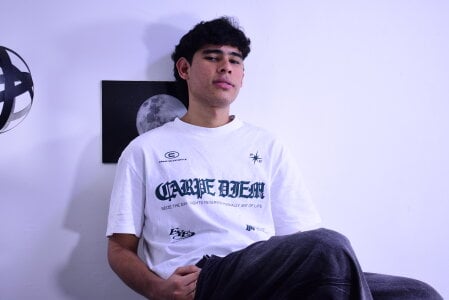 Public od KevinBrooks_  4 snímek