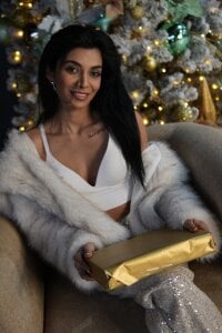 ReneeVoss Baby, it's cold outside Pic 4