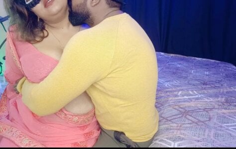 Aafreen_senn Newly Married wife n Husband friend Hình 3