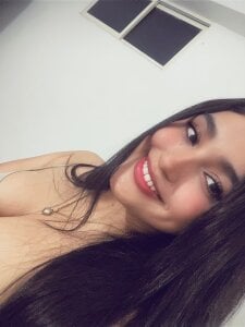 Lya_dubois_ Public зображення 5