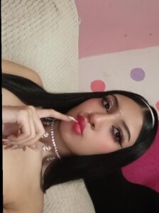 Evelyn_Blossom Public Immagine  4