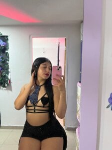 Mistress_Charlotte_bdsm Slave Nicki Pic 2