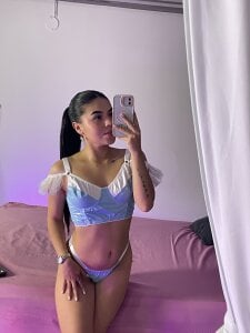Ambarina_ kullanıcısının Sweet girl 🍭 albümü -  4 fotoğraf
