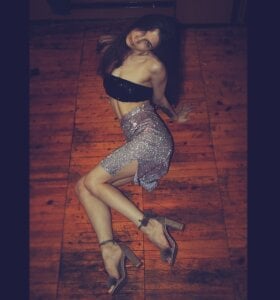 Carina_E Public Pic 4