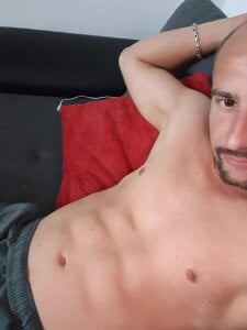 Smileboy698 Public Pic 3