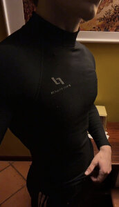 itsNathanyel: Public ( фото)