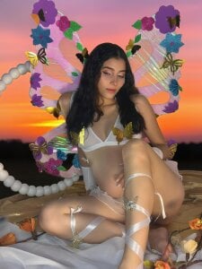 AmmyThompson__ A very sexy fairy!! 🙈 Pic