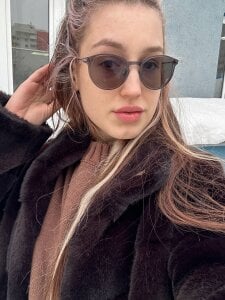 caramel_55's bye bye winter Sex Photo 2