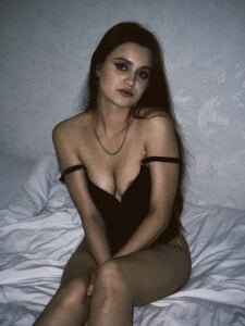 Renesmy_Black black Pic 5