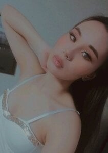 Kira_Veil Public Pic