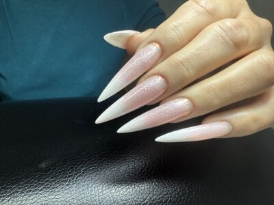 Melissa_Fane my nails Pic 3