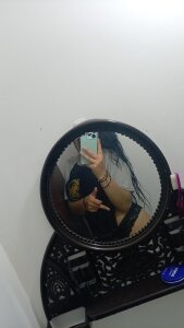 Nyxie_chan1 Look at me! Foto 3