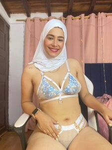 ShanaJamil SEXUAL PHOTOS IN LINGERIE 😈😍 Gambar