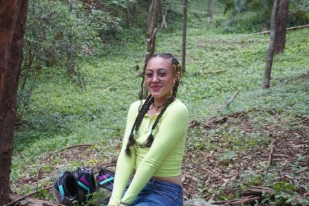 Olivia_Bright Bosque Gambar 9