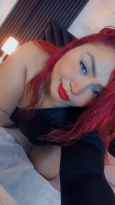 Halleyrosse: Deep throat night 💦 Tip and watch me take it deeper and deeper… just for you. ( фото)