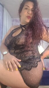 Scarlet_curly8a curvas perfectas รูป 